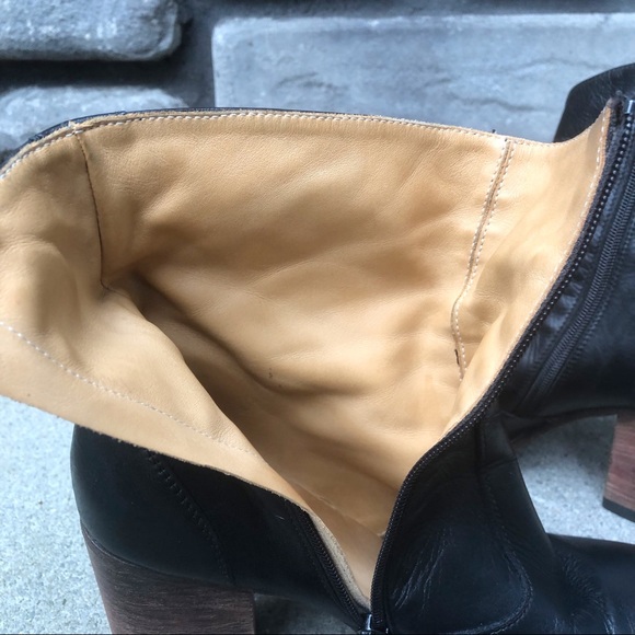 Gidigio Handmade Short Black Boot EUC sz 40 - Picture 6 of 10